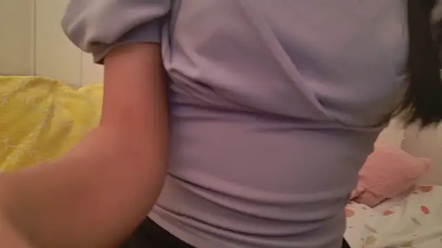 Snapshot of sayaka_xo chatting on 10.03.25 sayaka xo online show from 10.03.25