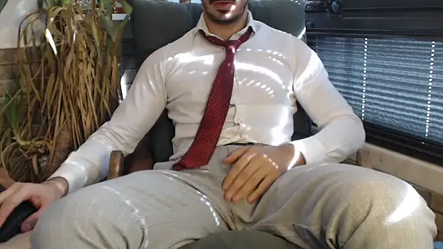 Snapshot of Naughtb0y chatting on 02.18.25 Naughtb0y online show from 02.18.25