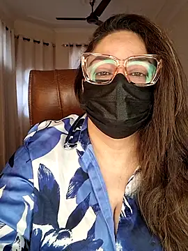 Snapshot of SEXY-Sardarni chatting on 01.13.26 SEXY-Sardarni online show from 01.13.26