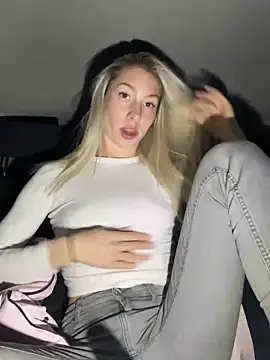 LuisaBecker online show from 01.13.25