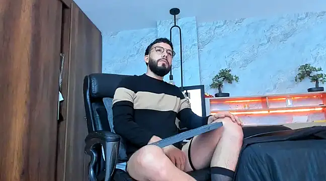 Snapshot of bruno_woods chatting on 03.05.25 bruno woods online show from 03.05.25