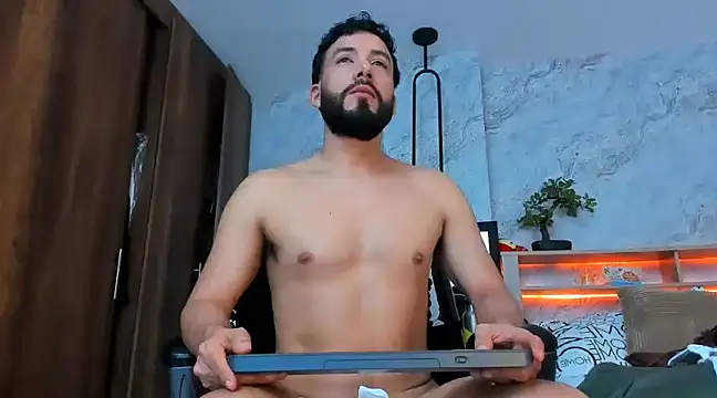 Snapshot of bruno_woods chatting on 03.09.25 bruno woods online show from 03.09.25