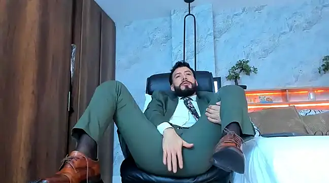 Snapshot of bruno_woods chatting on 03.11.25 bruno woods online show from 03.11.25