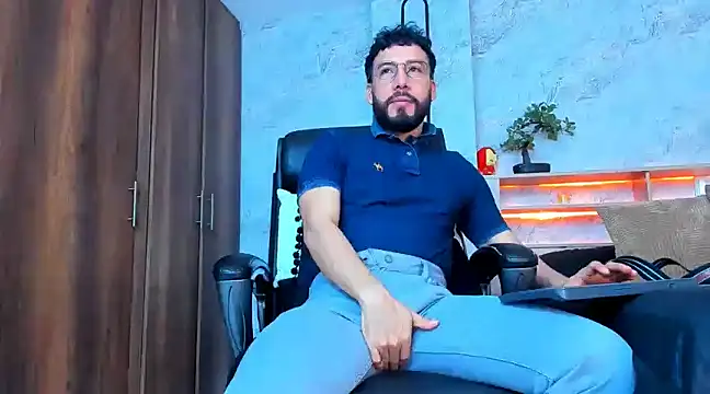 Snapshot of bruno_woods chatting on 03.20.25 bruno woods online show from 03.20.25