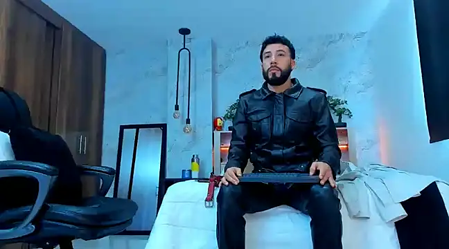 Snapshot of bruno_woods chatting on 03.21.25 bruno woods online show from 03.21.25