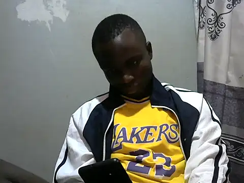 Snapshot of Javan_ chatting on 10.04.25 Javan online show from 10.04.25