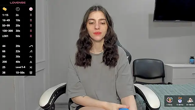 Snapshot of broosnica1 chatting on 11.17.25 broosnica1 online show from 11.17.25