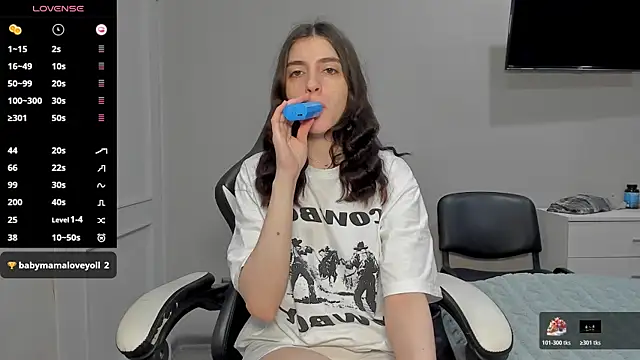 Snapshot of broosnica1 chatting on 11.19.25 broosnica1 online show from 11.19.25