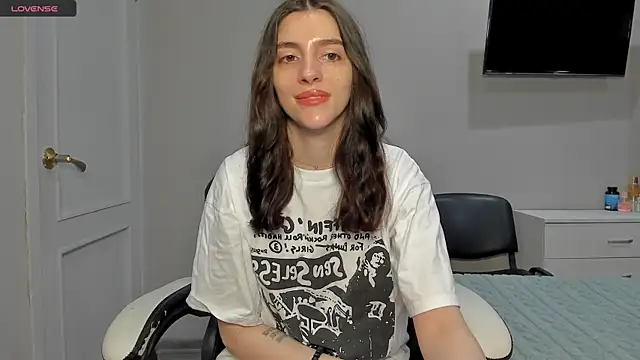 Snapshot of broosnica1 chatting on 12.22.25 broosnica1 online show from 12.22.25