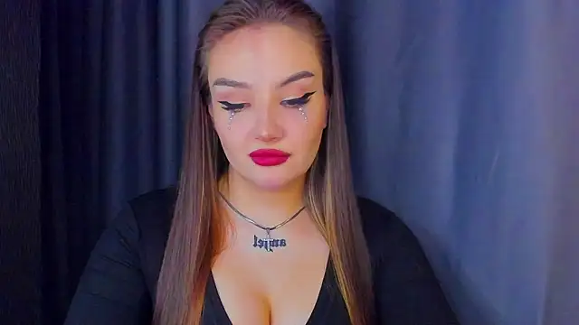 Snapshot of little_m0use chatting on 03.19.25 little m0use online show from 03.19.25