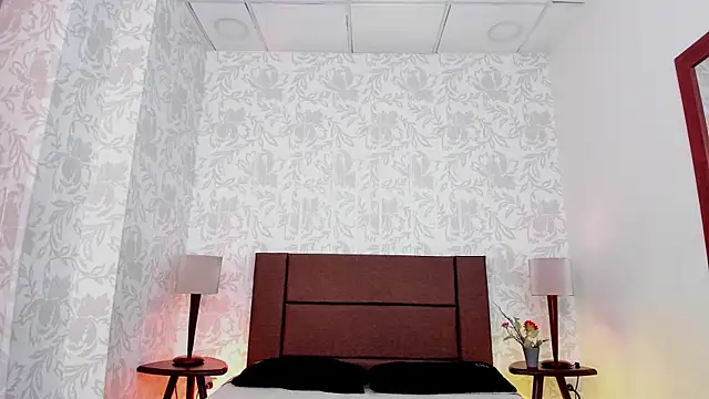 xenia golden online show from 12.03.25