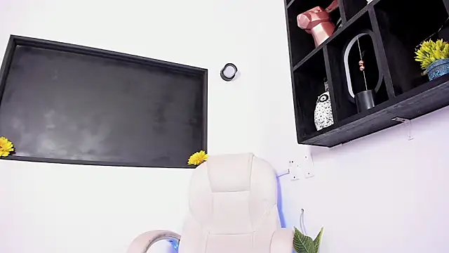 xenia golden online show from 03.06.26