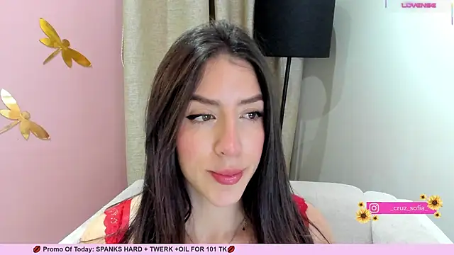 Snapshot of _AlejaCruz_ chatting on 03.13.25 AlejaCruz online show from 03.13.25