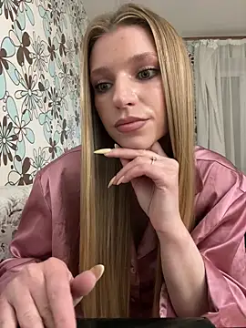 Snapshot of adel_secret chatting on 05.14.26 adel secret online show from 05.14.26