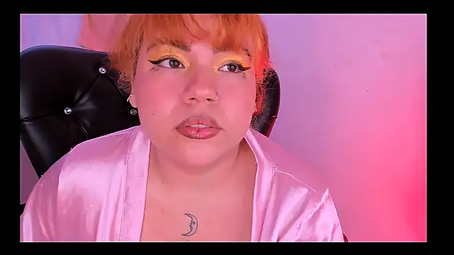 Snapshot of Samanta_cutee chatting on 03.01.25 Samanta cutee online show from 03.01.25