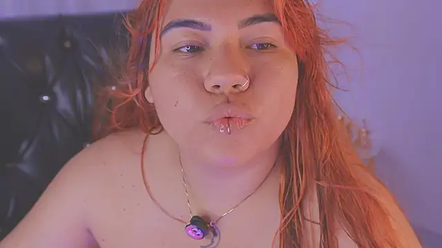 Snapshot of Samanta_cutee chatting on 09.17.25 Samanta cutee online show from 09.17.25