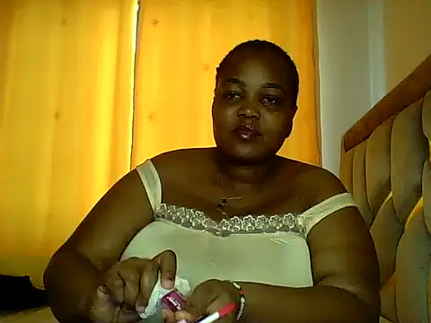 Snapshot of KINKYGIRL30 chatting on 09.12.25 KINKYGIRL30 online show from 09.12.25