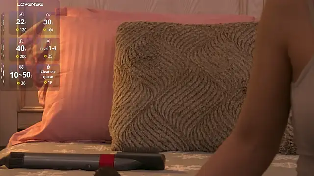 Snapshot of GinaMence chatting on 02.12.25 GinaMence online show from 02.12.25