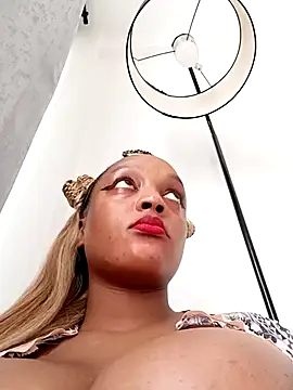 Busty Bambi online show from 08.03.26