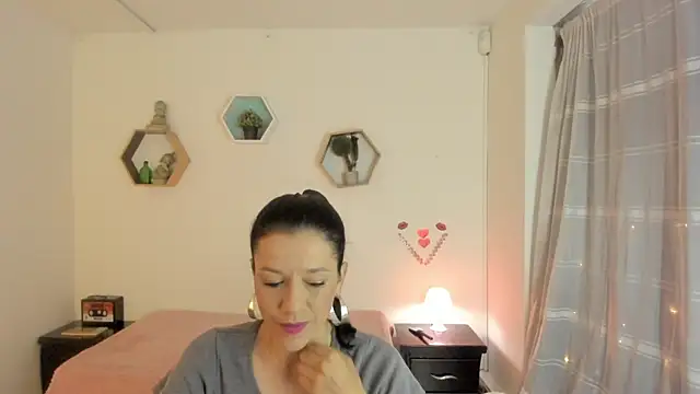 Snapshot of Paloma_victory chatting on 07.25.26 Paloma victory online show from 07.25.26