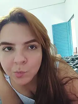 Snapshot of Bruninha_Hot10 chatting on 05.18.26 Bruninha Hot10 online show from 05.18.26