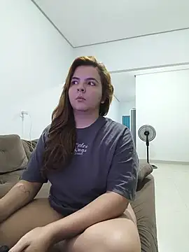 Snapshot of Bruninha_Hot10 chatting on 06.07.26 Bruninha Hot10 online show from 06.07.26