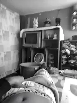 Snapshot of Jerryhottt chatting on 11.10.25 Jerryhottt online show from 11.10.25