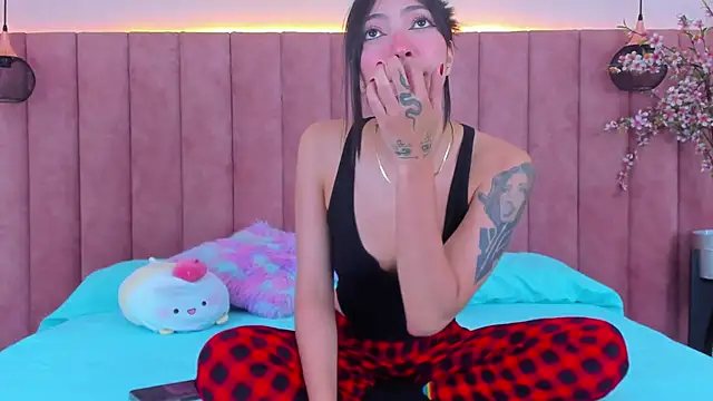 MarianaBranzz online show from 12.29.24