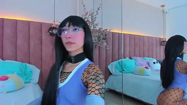 MarianaBranzz online show from 03.15.25