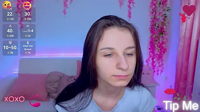 Snapshot of _Nika_Kik chatting on 02.02.25 Nika Kik online show from 02.02.25