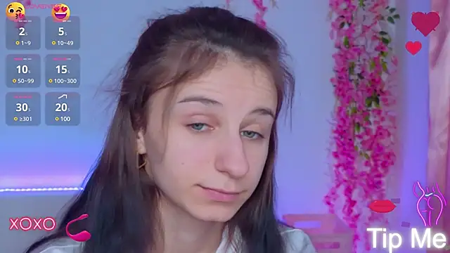 Snapshot of _Nika_Kik chatting on 02.06.25 Nika Kik online show from 02.06.25