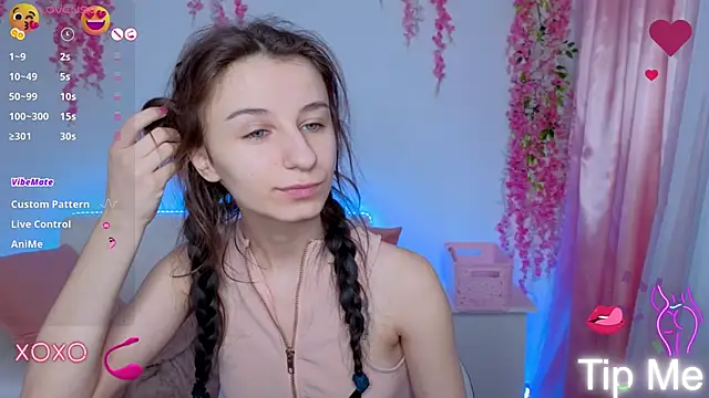 Snapshot of _Nika_Kik chatting on 02.14.25 Nika Kik online show from 02.14.25