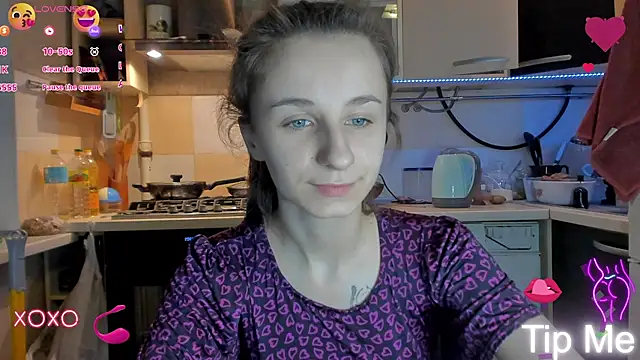 Snapshot of _Nika_Kik chatting on 03.04.25 Nika Kik online show from 03.04.25