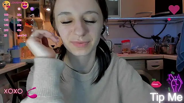 Snapshot of _Nika_Kik chatting on 03.11.25 Nika Kik online show from 03.11.25