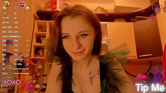 Snapshot of _Nika_Kik chatting on 03.20.25 Nika Kik online show from 03.20.25