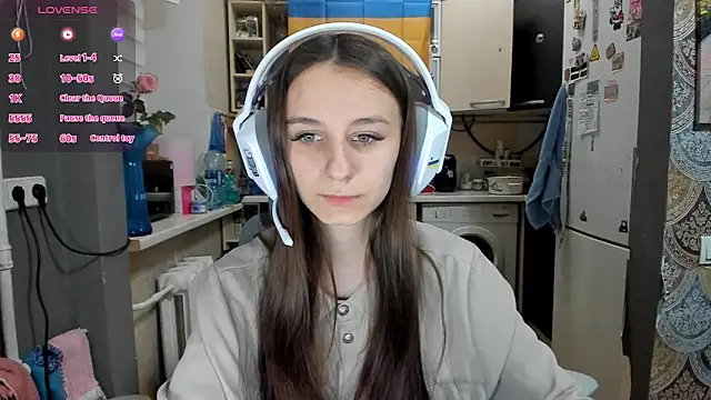  Nika Kik online show from 05.04.26