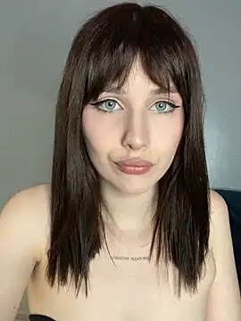 Snapshot of CherryCrystall chatting on 03.20.25 CherryCrystall online show from 03.20.25