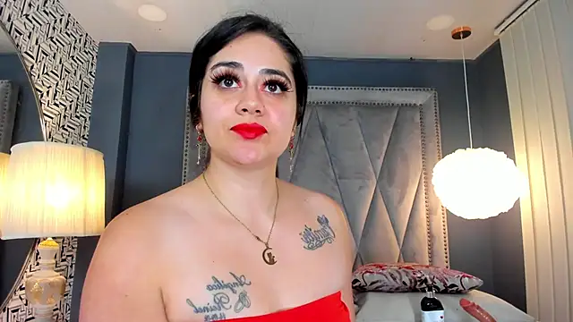 Snapshot of nahomi_sweett chatting on 03.01.25 nahomi sweett online show from 03.01.25