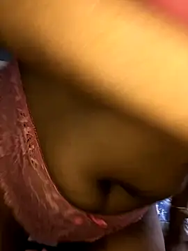 Snapshot of Nicole_Liam_ chatting on 10.26.25 Nicole Liam online show from 10.26.25