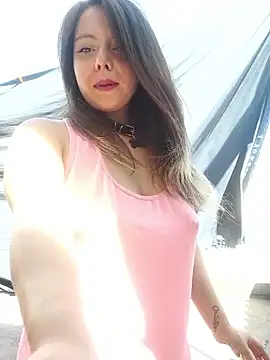 Snapshot of Kimiechanuwu chatting on 09.27.25 Kimiechanuwu online show from 09.27.25