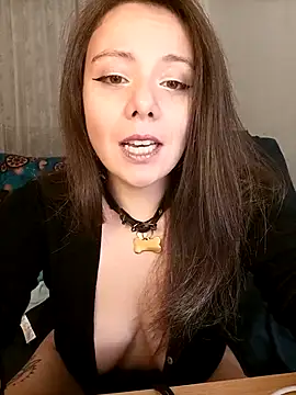 Snapshot of Kimiechanuwu chatting on 11.14.25 Kimiechanuwu online show from 11.14.25