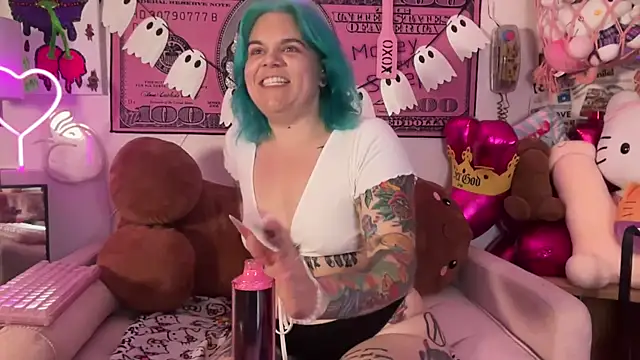 CherryBombBomb online show from 10.05.25