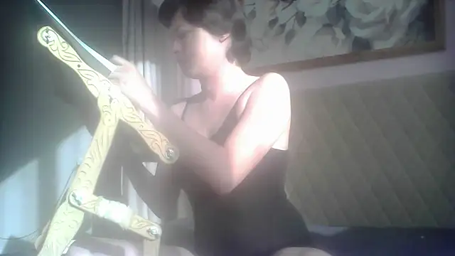 SunElizabeth online show from 05.19.26