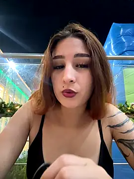 Snapshot of Mon_Cherry chatting on 01.09.26 Mon Cherry online show from 01.09.26