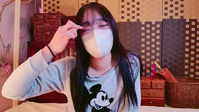 Snapshot of chan_yuma_tan chatting on 12.23.24 chan yuma tan online show from 12.23.24