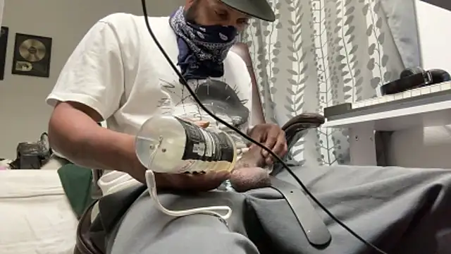 Snapshot of dickieshomieATX chatting on 02.10.26 dickieshomieATX online show from 02.10.26