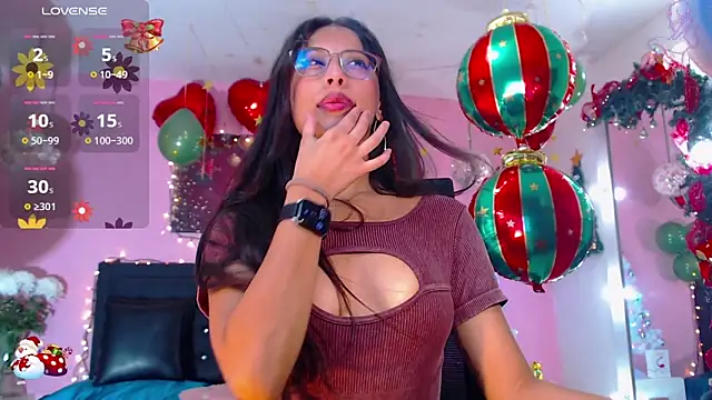 Snapshot of SamaraCortez chatting on 12.03.25 SamaraCortez online show from 12.03.25