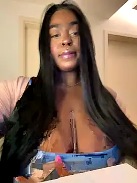 latinababyy online show from 11.08.25