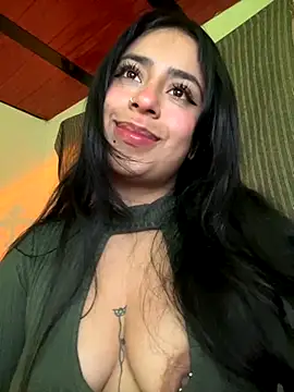 Snapshot of CieloTaylor chatting on 09.30.25 CieloTaylor online show from 09.30.25