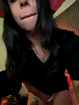 Snapshot of CieloTaylor chatting on 10.20.25 CieloTaylor online show from 10.20.25